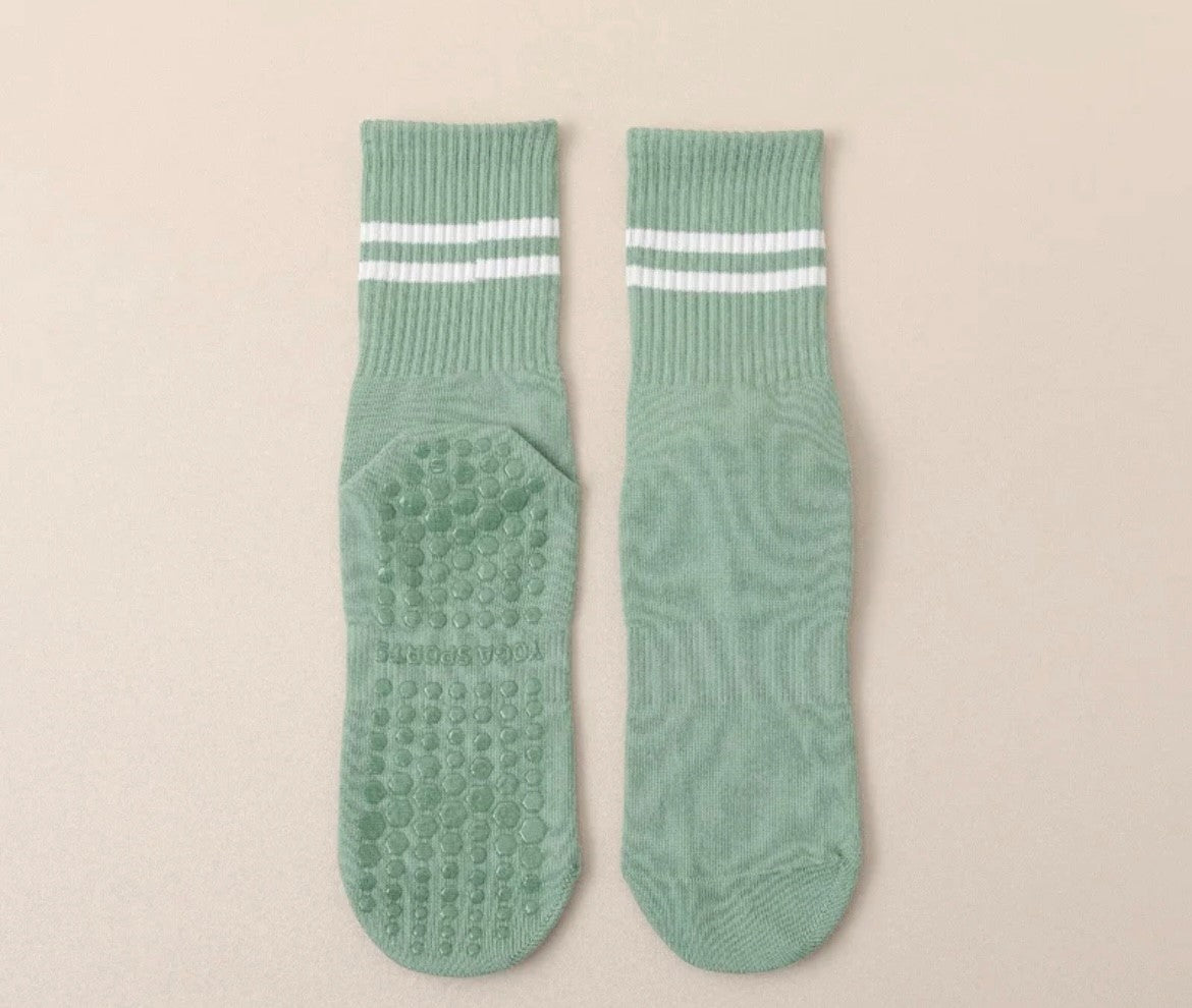 High Pilates Socks with Grips