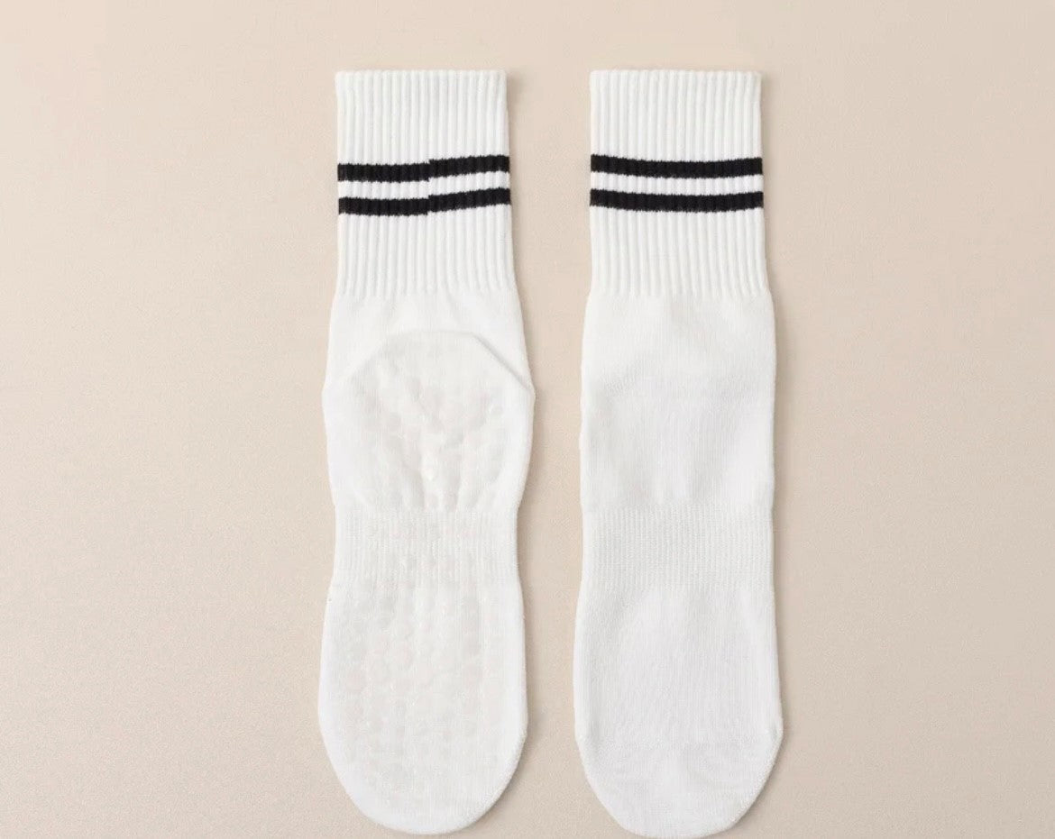 High Pilates Socks with Grips