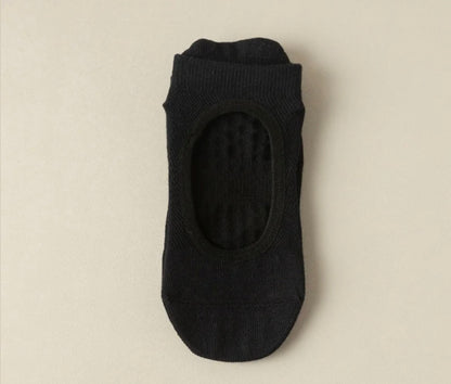 Short Pilates Socks with Grips